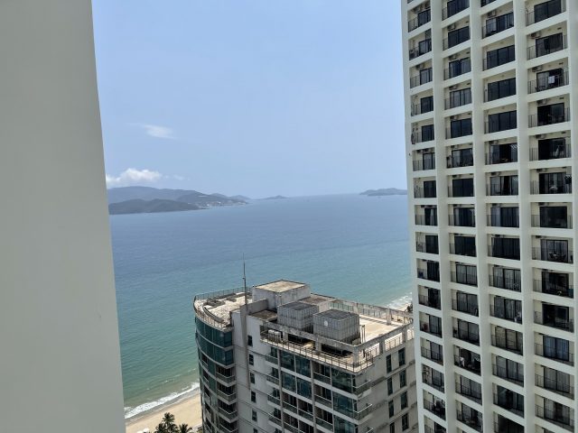 view biển căn hộ studio gold coast nha trang