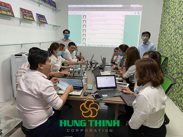 ảnh lớp học tại faceseo