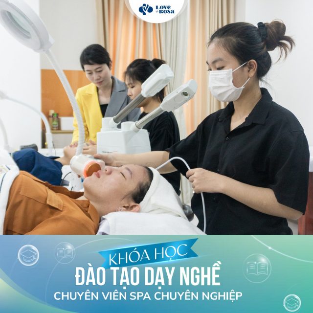 Hình ảnh khoá học chăm sóc da spa chuyên nghiệp