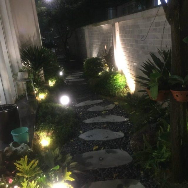 Đèn nấm trang trí sân vườn