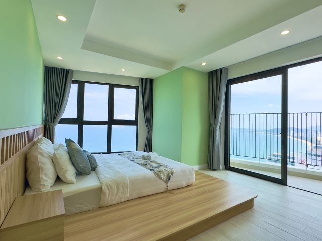 phòng ngủ góc - 3 phòng ngủ Gold Coast trực biển Nha Trang gọi: 0898143368