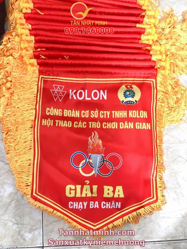 cờ lưu niệm