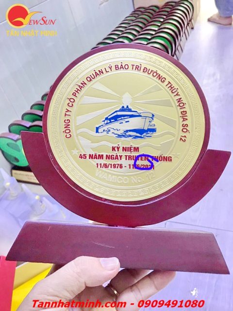 bảng vinh danh