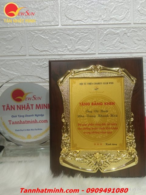 bảng vinh danh