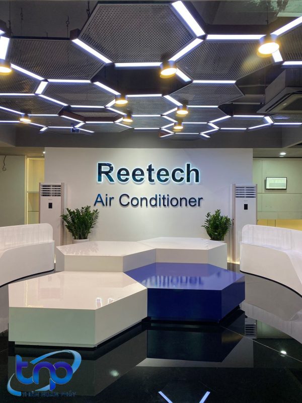 Máy lạnh tủ đứng Reetech với vẻ ngoài sang trọng -bắt mắt