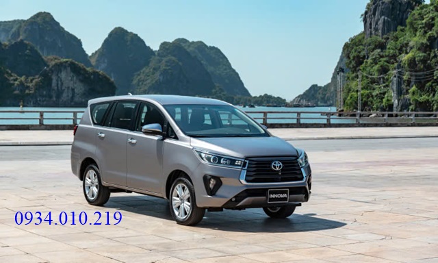 xe 7 chỗ chạy dịch vụ - toyota