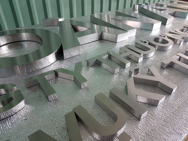 Gia công Chữ Inox Trắng