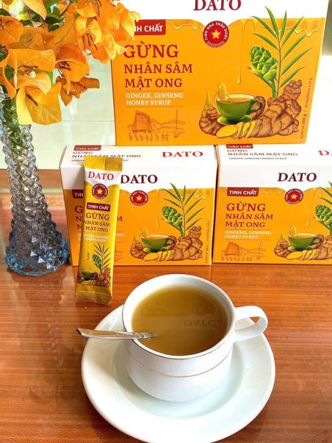 Tinh chất gừng nhân sâm mật ong là sự kết hợp giữa gừng tươi, nhân sâm tươi và mật ong nguyên chất