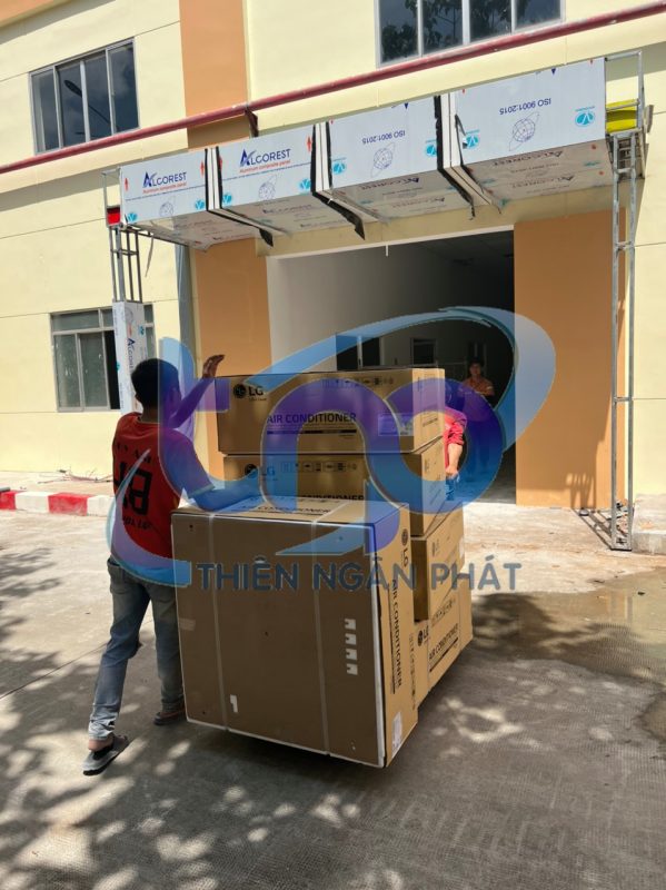 Thi công lắp đặt máy lạnh âm trần LG cho khách sạn