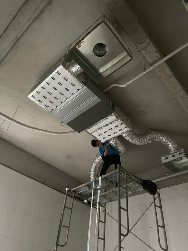 Thi công máy lạnh giấu trần nối ống gió