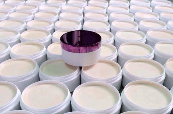 gia cong kem trang da 