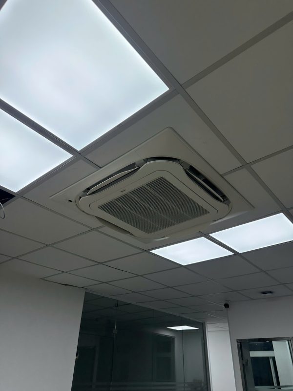 Máy lạnh âm trần Daikin FCNQ21MV1