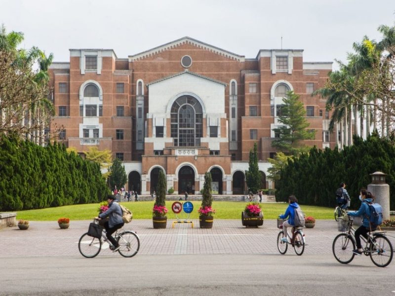 Điều kiện cấp học bổng du học Đài Loan cho sinh viên quốc tế