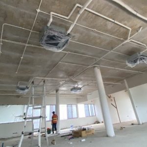 Lắp máy lạnh Âm Trần LG ZTNQ48LMLA0 cho quán ăn trọn gói giá rẻ