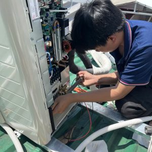 Máy Lạnh Âm Trần AQUA 1U71S1PJ2SA